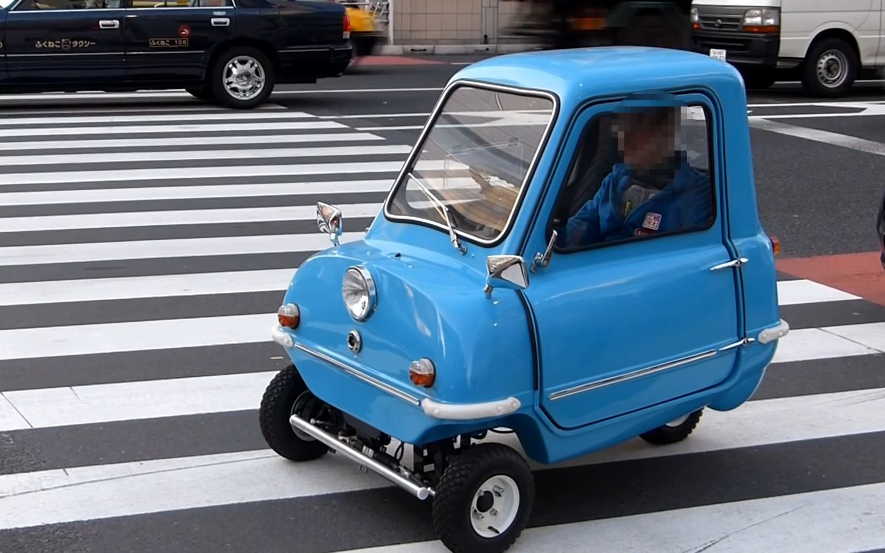 世界上最小的汽车只有购物车大小,只要挂牌就能上路,性能极佳