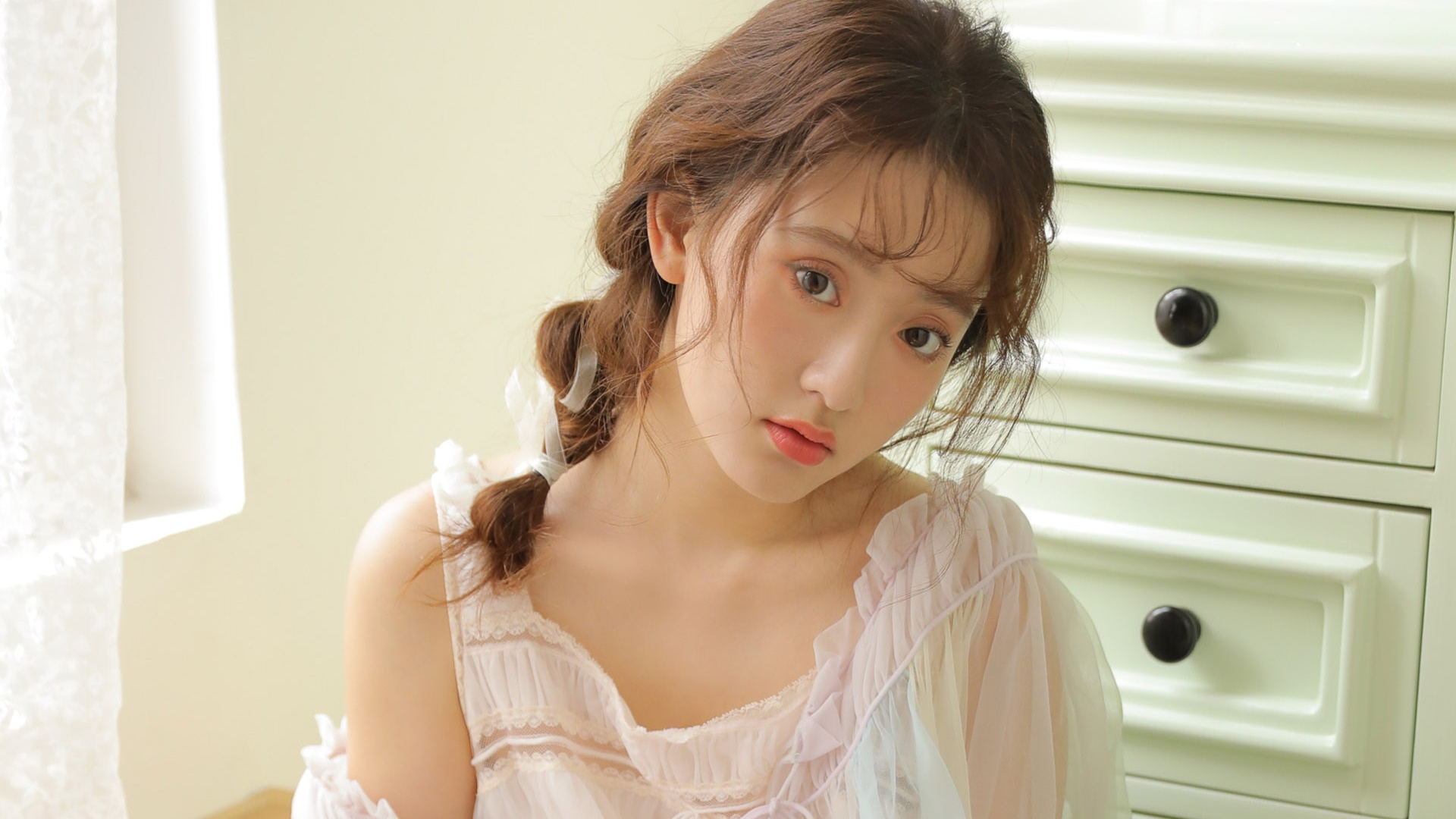 白纱唯美女生高清桌面壁纸壁纸1