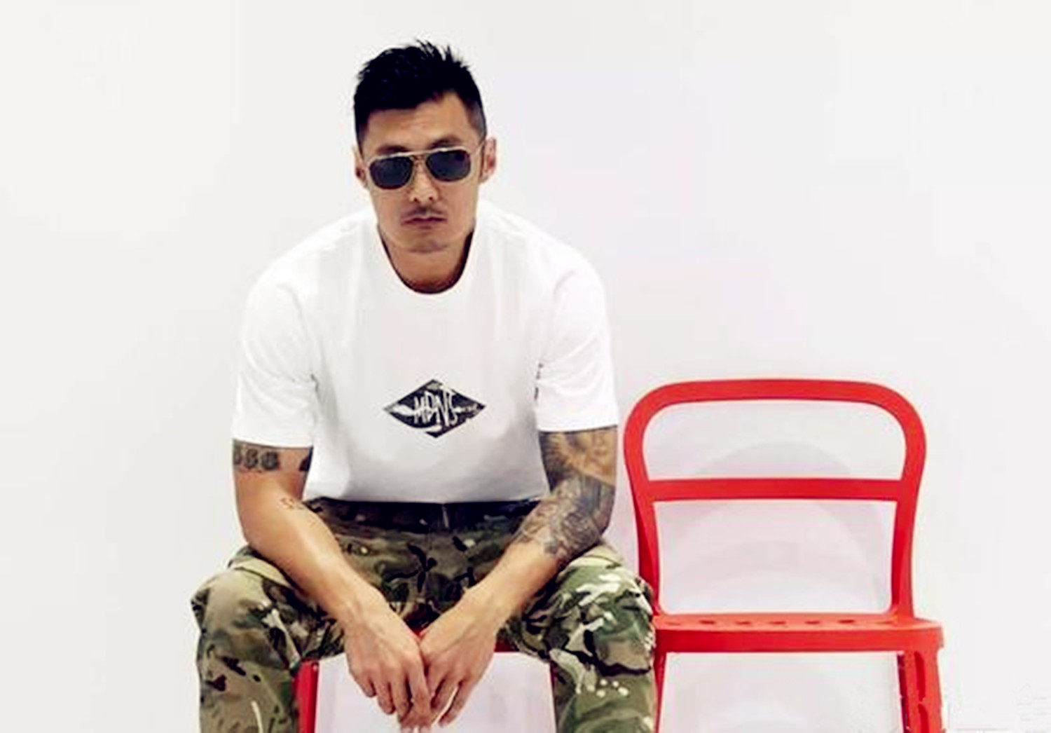 雅痞男神余文乐的港风穿搭