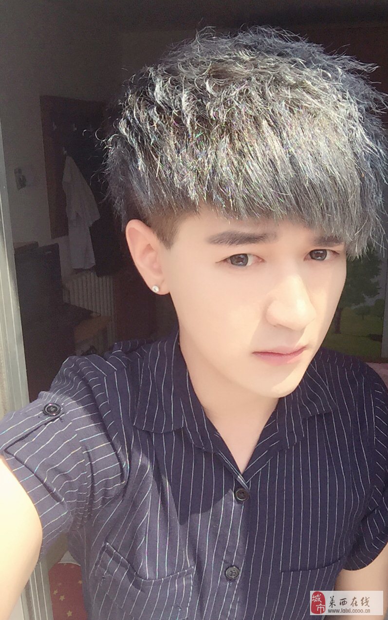 【帅男秀场】万浩 24岁 双子座 影视演员,半永久纹绣师