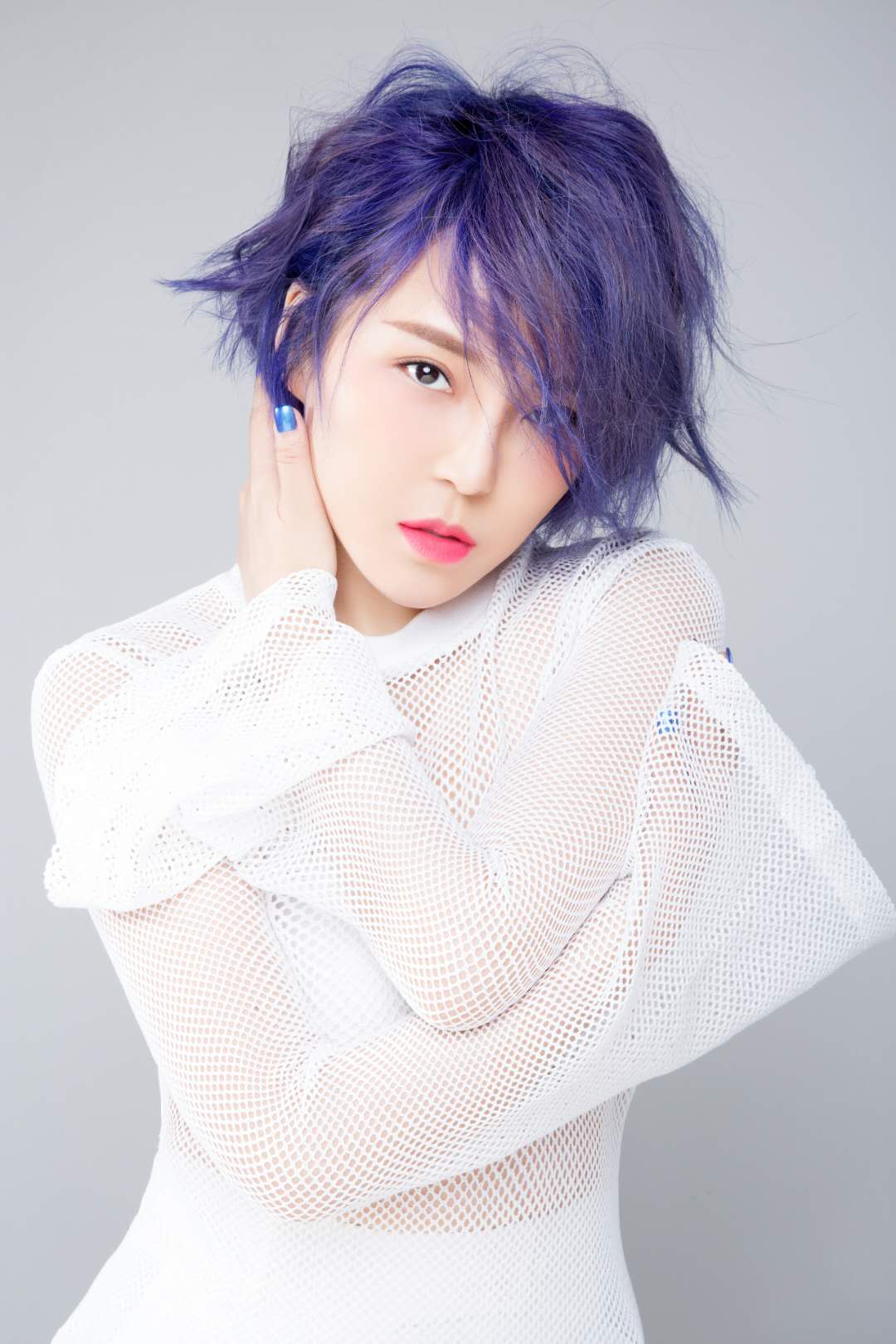 p>崔子格(queena),6月25日出生于新疆乌鲁木齐,中国内地流行女歌手