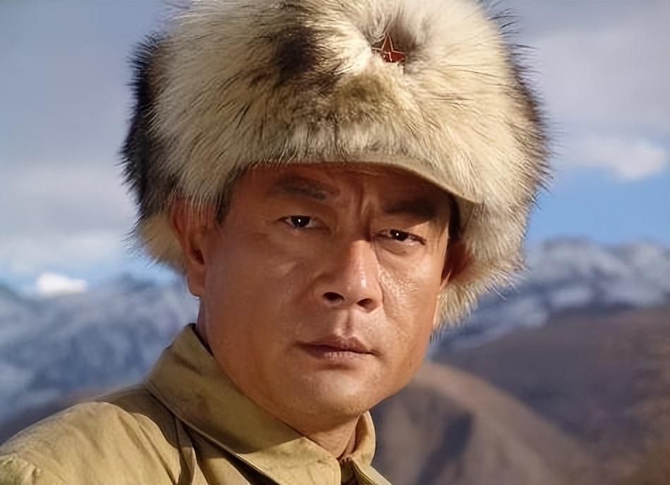 回顾巫刚:没老婆,没孩子,与不婚不育的陈瑾牵扯20年,他图什么