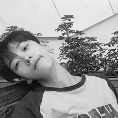 网图头像男黑白