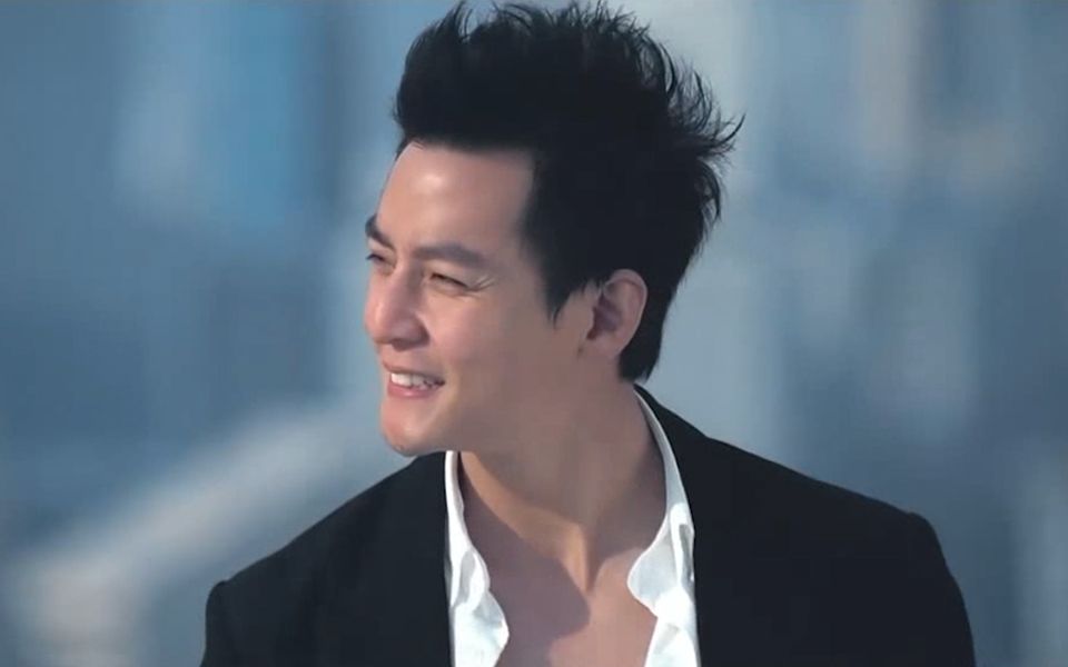 新警察故事吴彦祖最帅最经典的反派角色