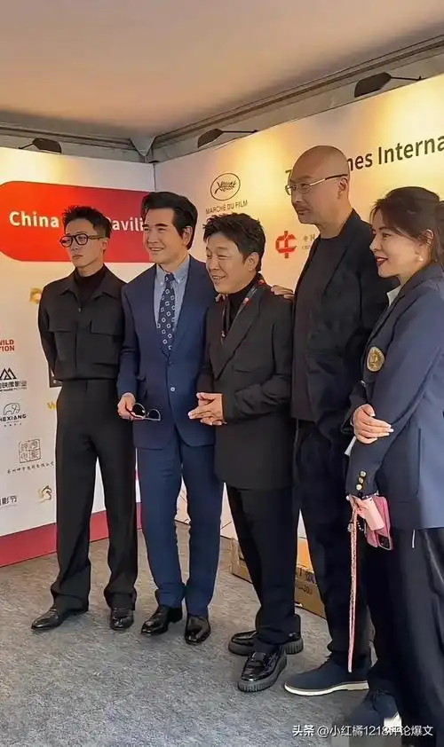 疑惑 费翔官方身高191,看图只比黄渤高一点?管虎难不成高两米?