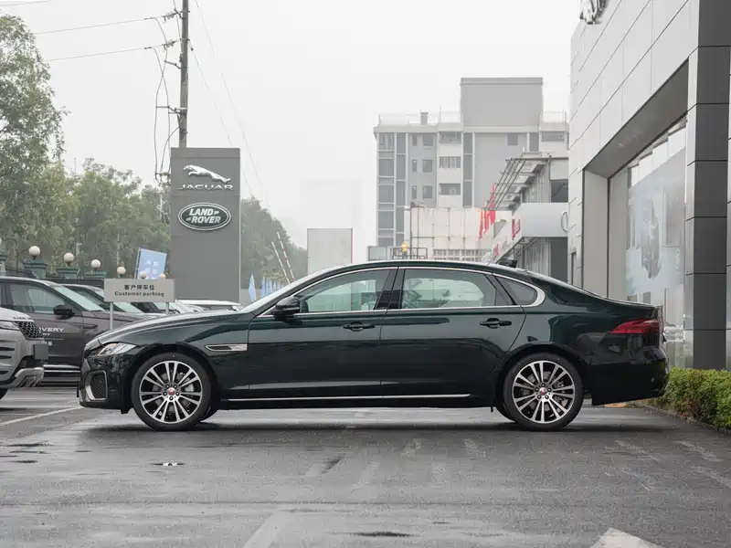 太原捷豹xfl大降价特价2599万不容错过