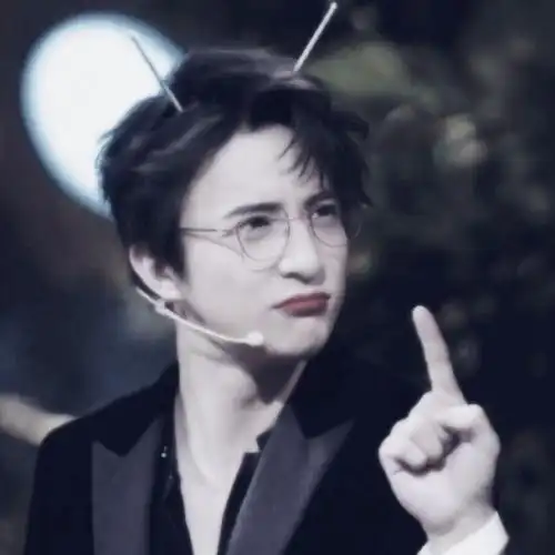 薛之谦qq头像超清 超清好看的薛之谦帅气头像图片