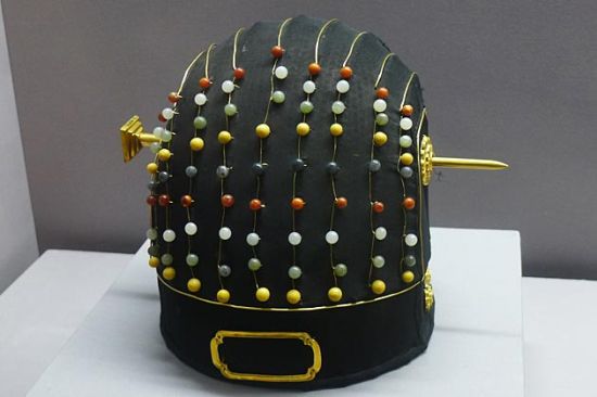 梁庄王墓 明代官帽