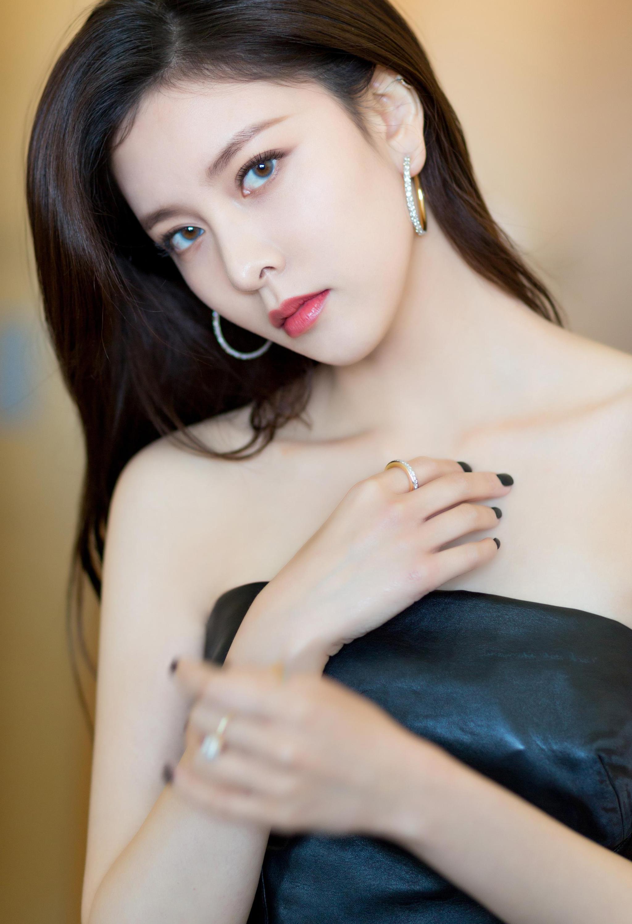 宋妍霏:第7462期时尚潮流美图欣赏