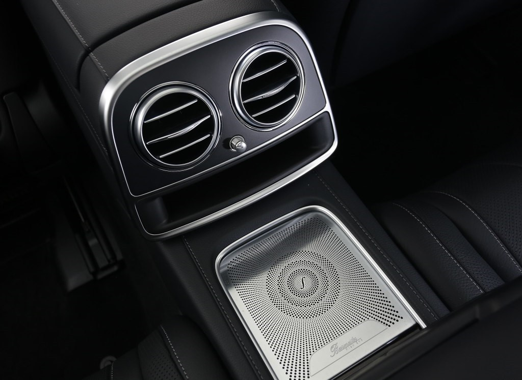 装逼新技能,朋友圈里炫车的正确打开方式!