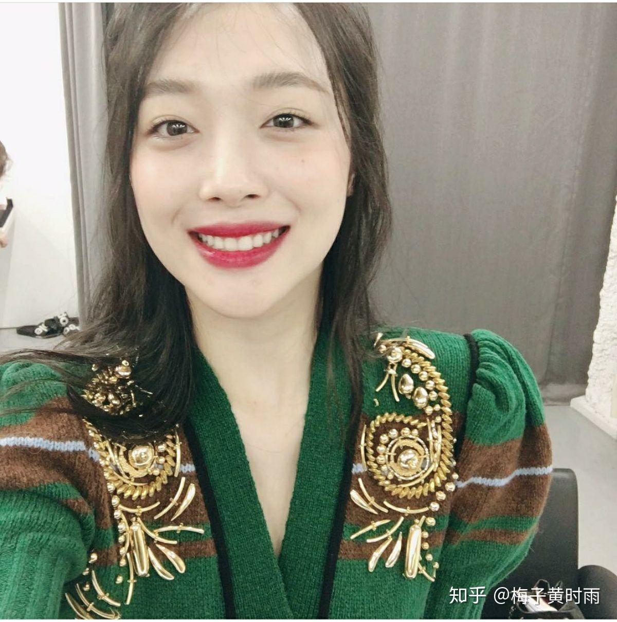 崔雪莉生前有哪些漂亮的写真,自拍照片? - 知乎