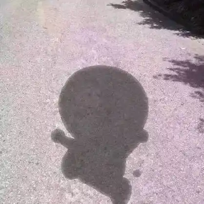 晒出原型搞笑图片大全2017最新版被太阳晒出原形的图片