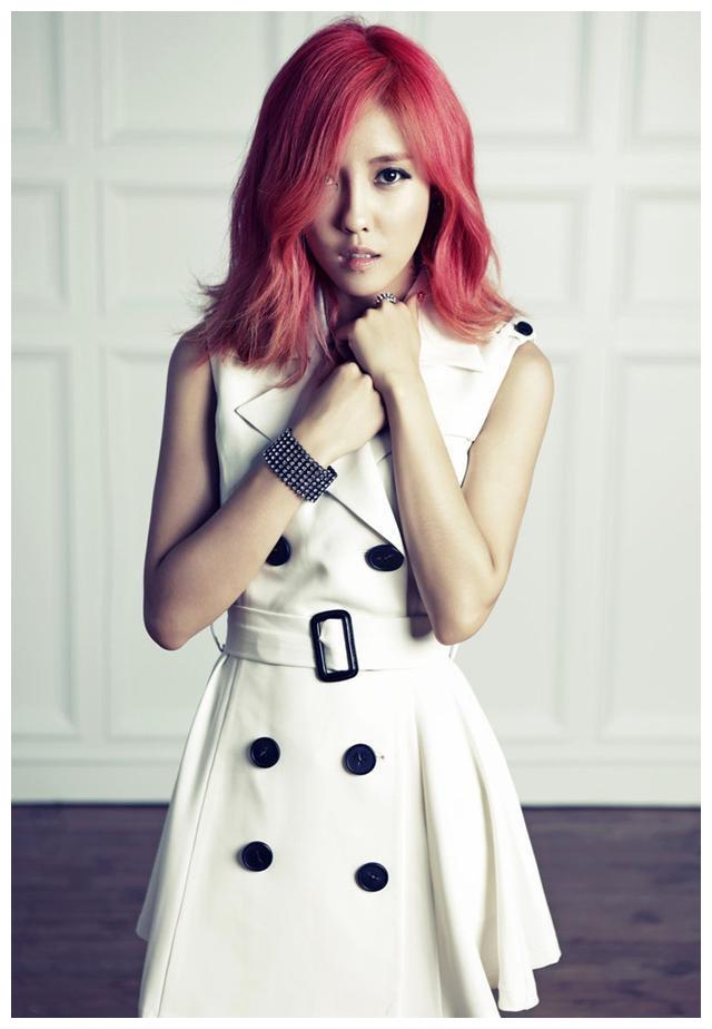 好身材t-ara成员朴孝敏 从小到大都是美人胚子