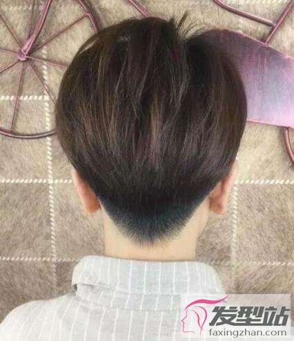 女生后面推掉短发 洋气清爽释放个性