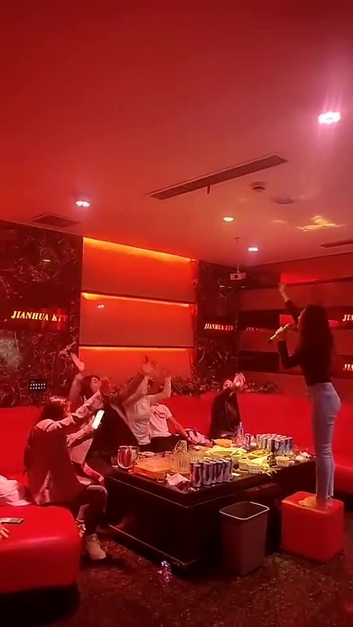 ktv喝多了以后,就是这样的