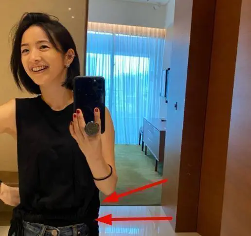 原创林依晨剪短发素颜自拍小腹平平没孕味发际线上移暴露年龄