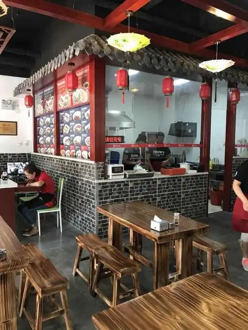寒亭民主街品牌餐饮店急转