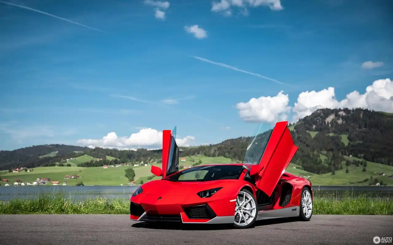 兰博基尼大牛图集!令人舒适的高清大图!