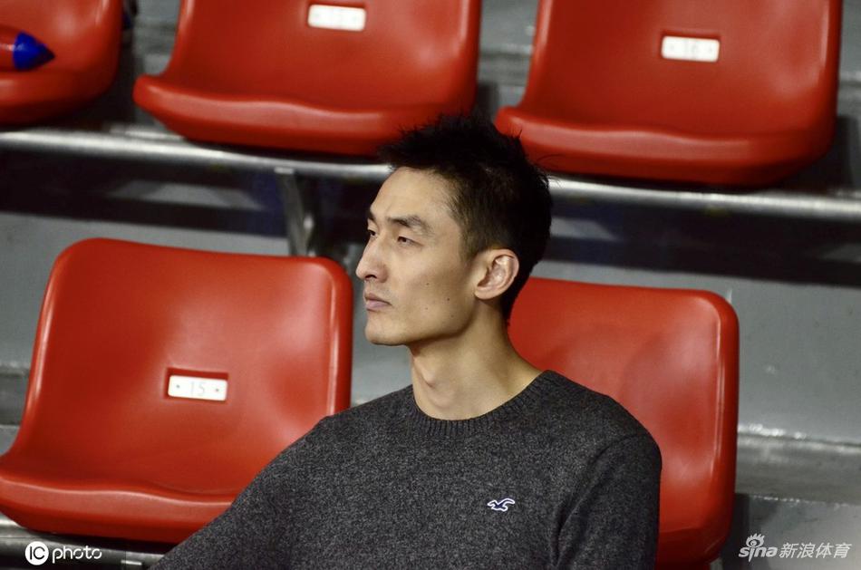 排超米杨老公方颖超现身观战