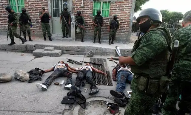 政府巴结他,嚣张无比的墨西哥毒贩也不敢惹他