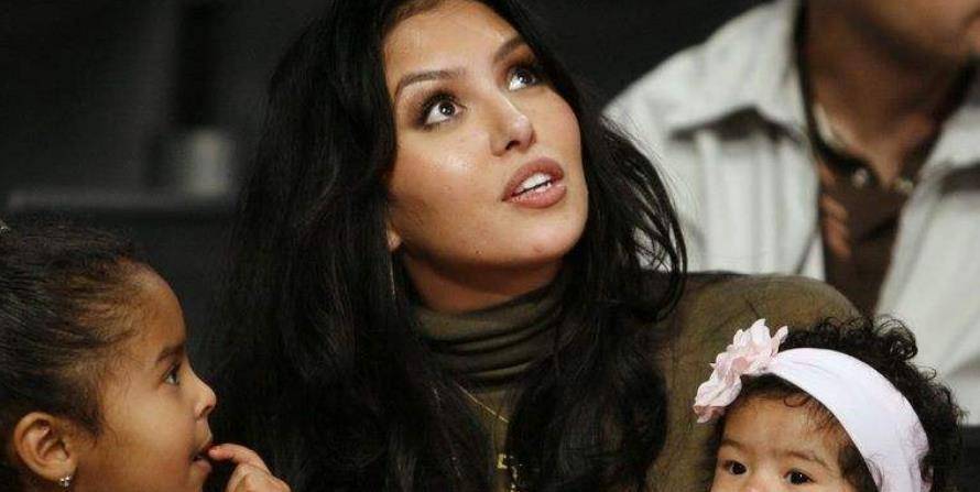 瓦嫂70天瘦到脱相,7天3动态,将爱给予家人,寂寞留给自己_瓦妮莎_科比