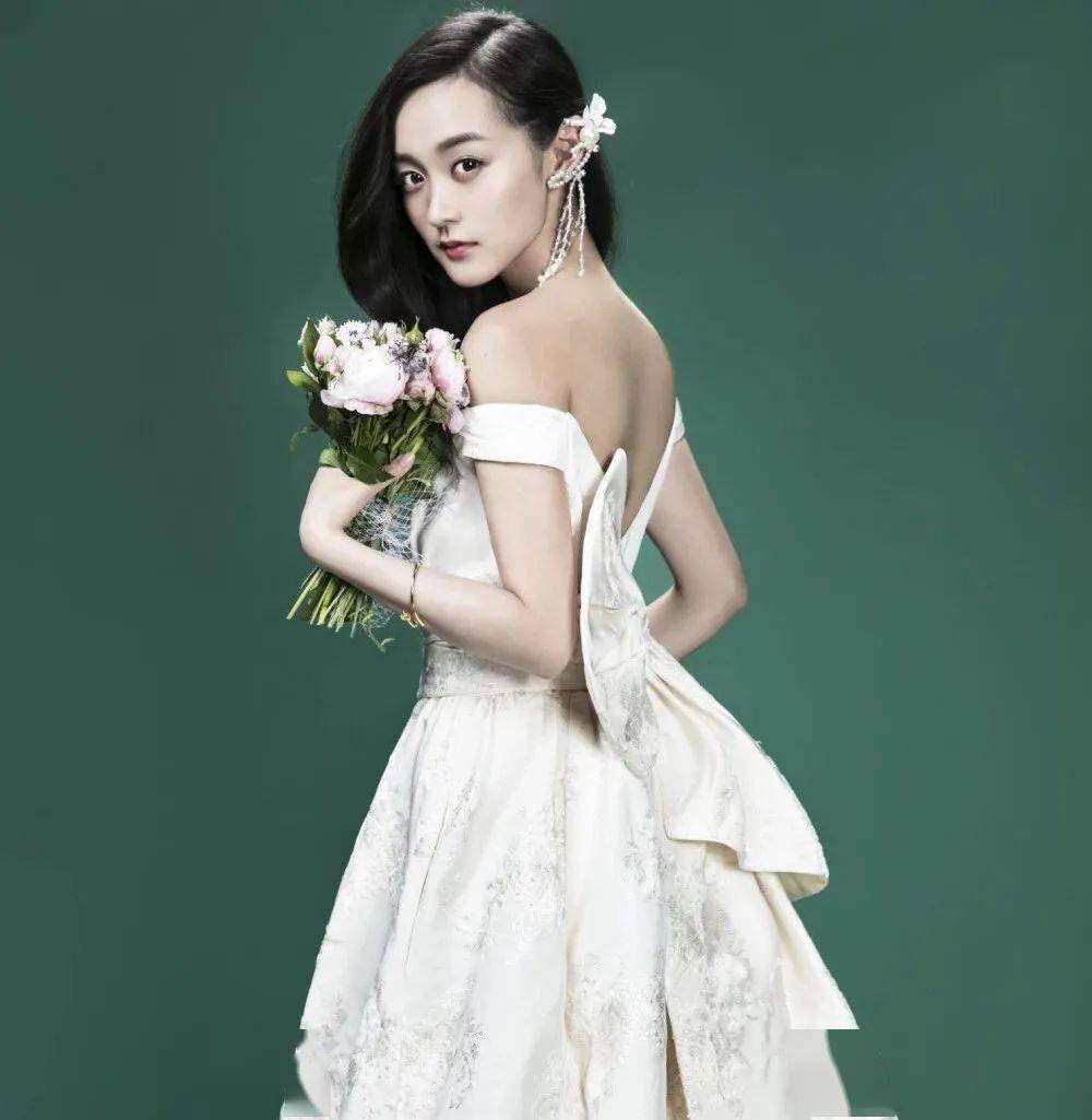 微信头像何泓姗