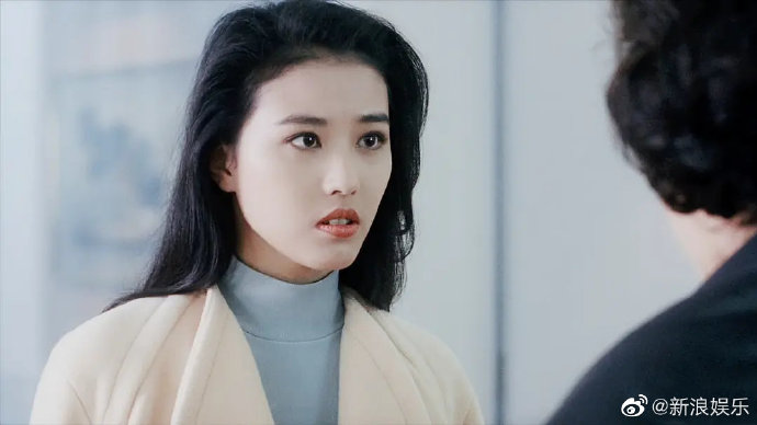 旧爱浪#1993年《逃学威龙3:龙过鸡年》,周海媚饰演程文静,看似人畜无