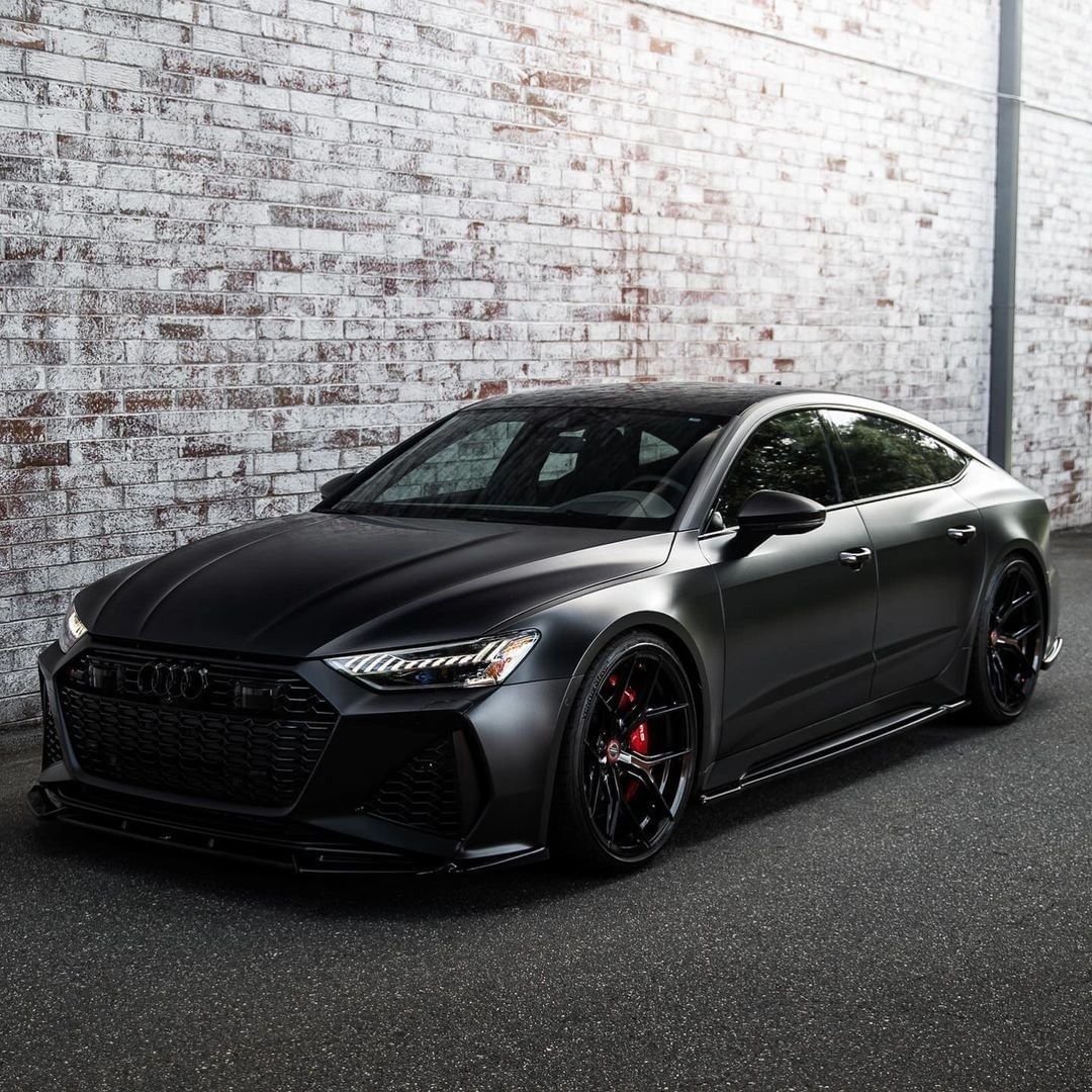 《黑武士系列轿跑车型》 奥迪rs7 sportback 官方指导价:146.