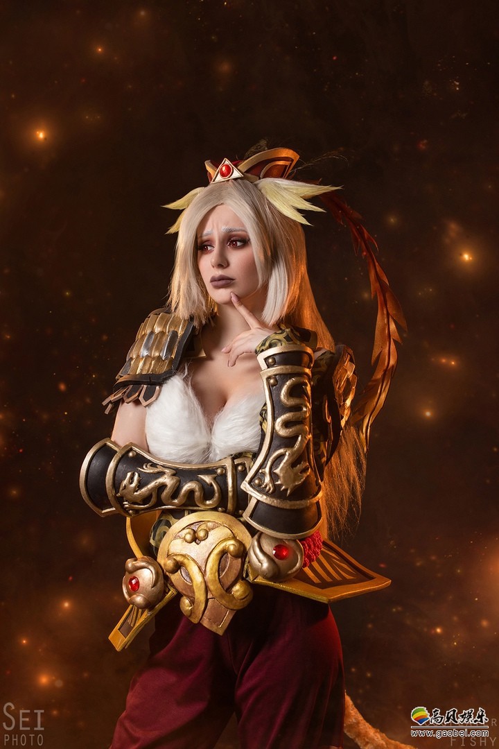 俄罗斯美女coser分享cos性转版美猴王道具精美还原颜值和身材在线