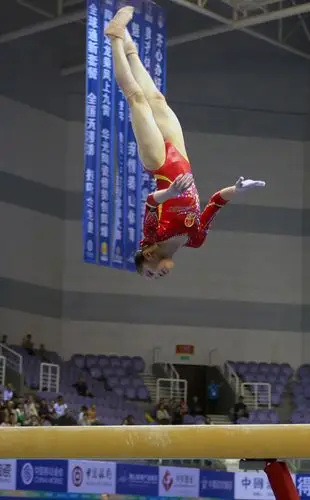 国际体操世界杯a级比赛(淄博站)平衡木冠军--姚金男