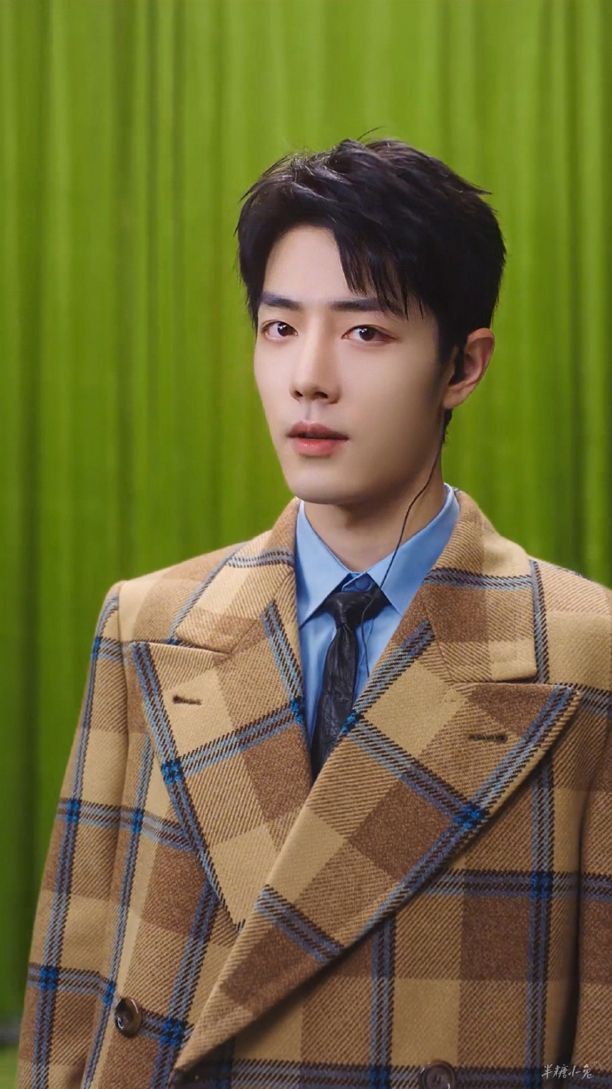 肖战gucci品牌代言人##肖战##肖战大秀背影海报