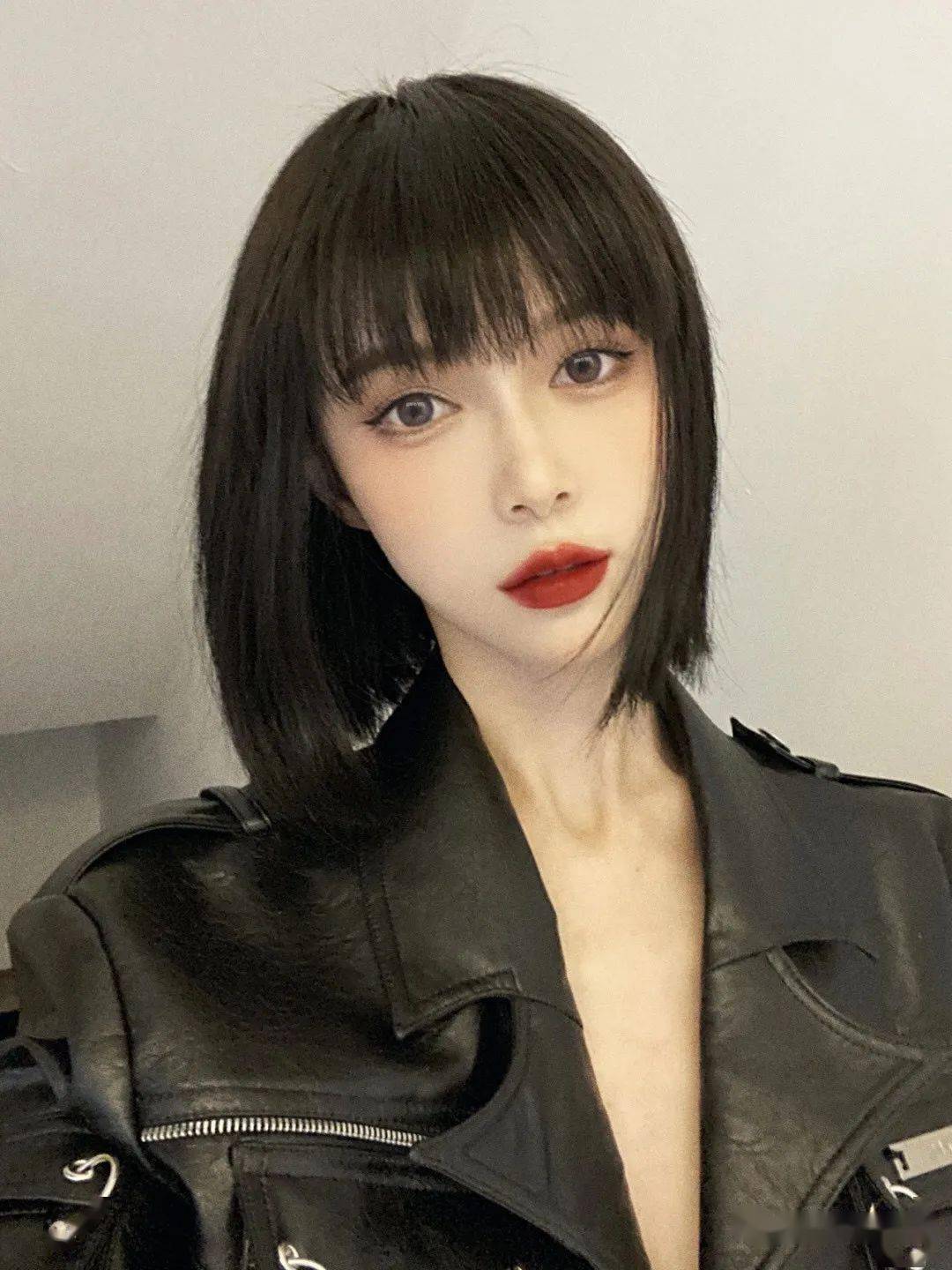 2021流行免打理网红一刀切短发100款