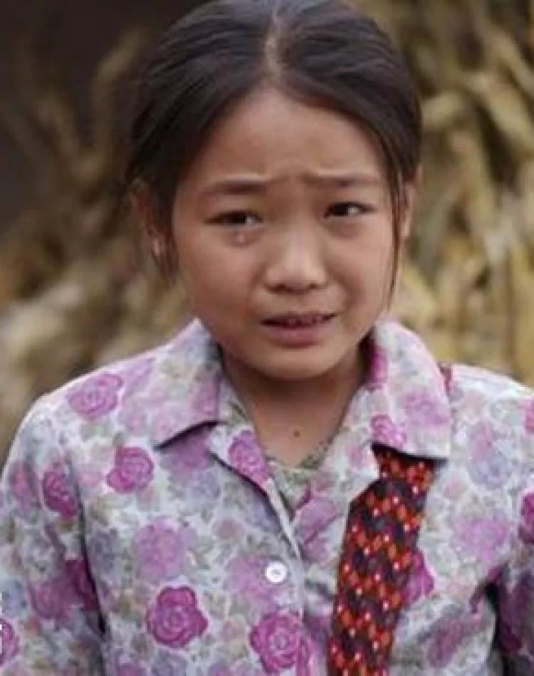 【好久不见】还记得电视剧《暖春》里的小花吗,她现在长这样啦!