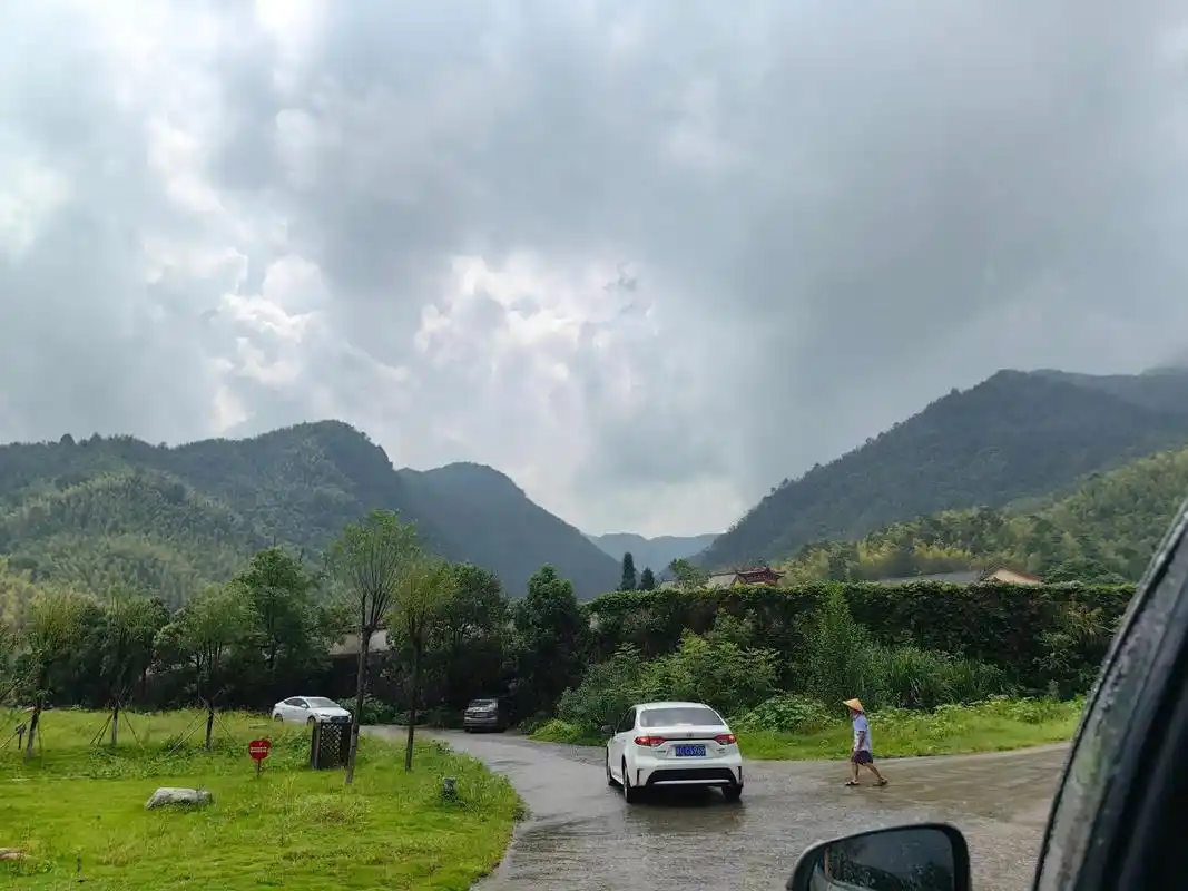 仰山栖隐寺位于宜春明月山集云峰下, - 抖音