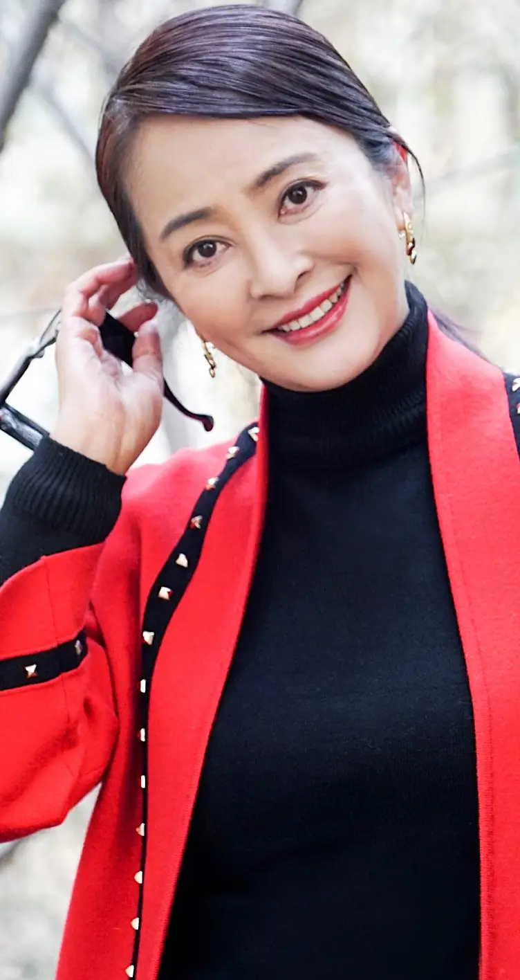 《亲爱的小孩》3位"60后"著名女演员:戏外人生让人唏嘘_李勤勤_儿子_