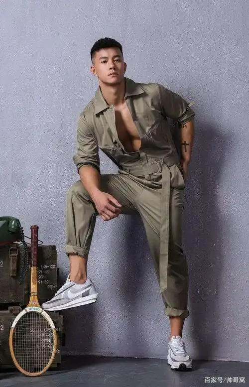 唯美图片 型男图片 03文章正文tips:点击图片进入下一页