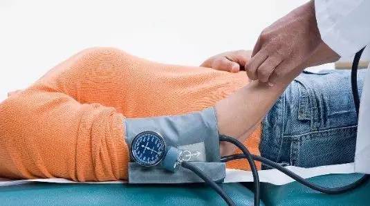 测血压很简单这些潜规则医生都未必知道