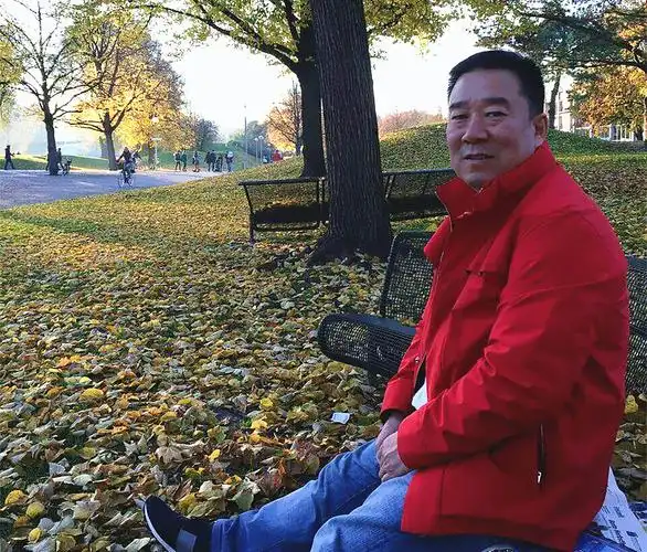 党支部书记  郜锦标常务副会长 周保贤常务副会长 方永东常务副会长