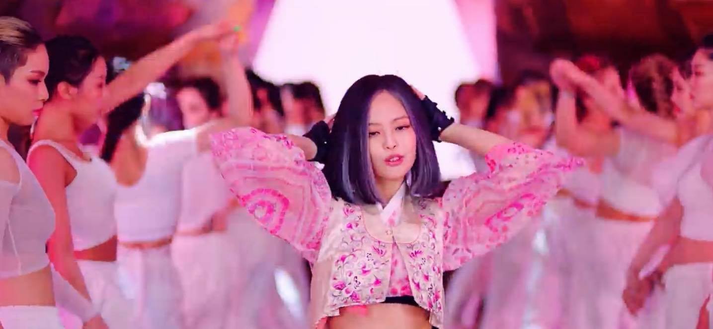 blackpink把韩服穿出性感潮味!jennie,rosé同款最便宜千元可入手