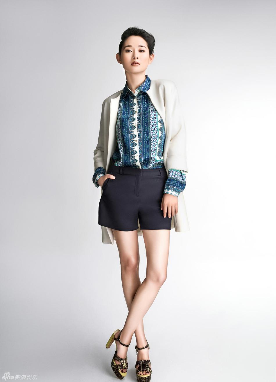 组图: 刘滢展现中性一面 小清新硬朗风情_高清图集_新浪网