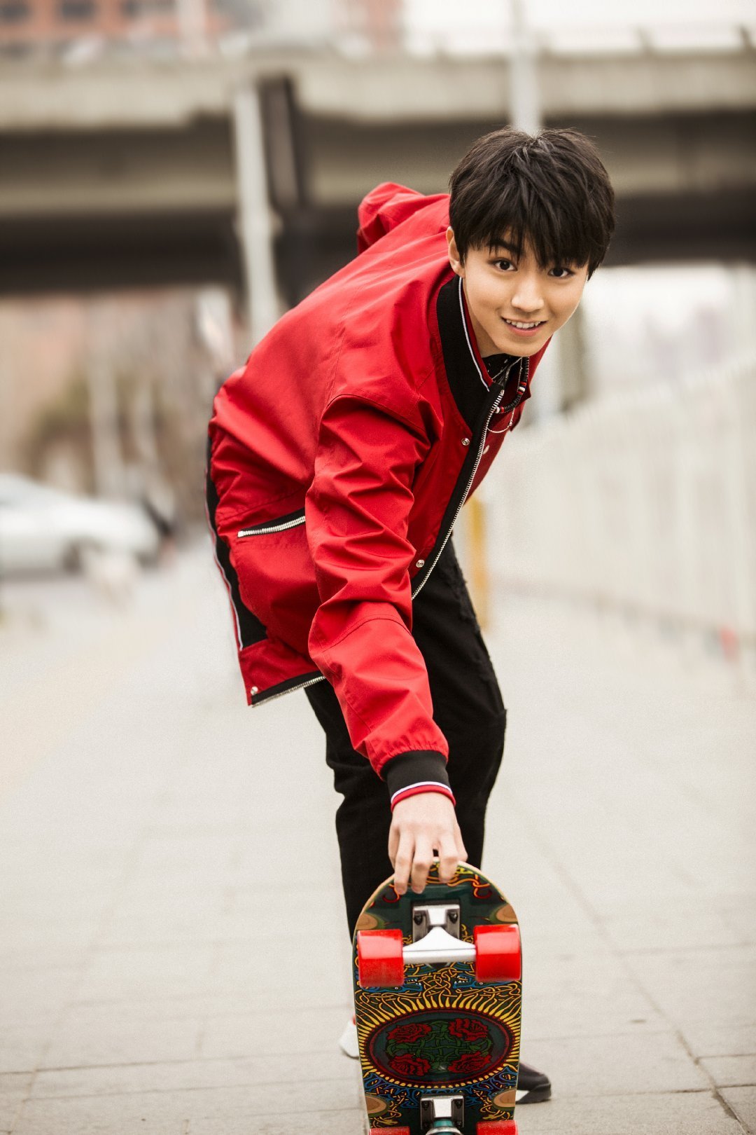 当年十几岁的王俊凯出道即巅峰