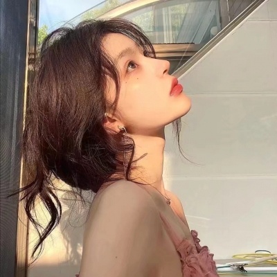 干净温柔的优质女头 真人高清优质女头像图片-女生头像 - 壁纸专辑