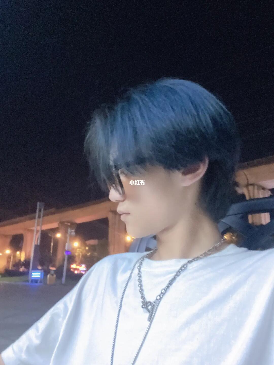 永远满怀热忱与希望#蓝黑色  #男生发色