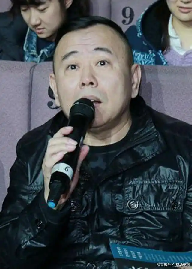 潘长江65岁陷晚节风波名和利救不了崩塌形象艺术家光环不再