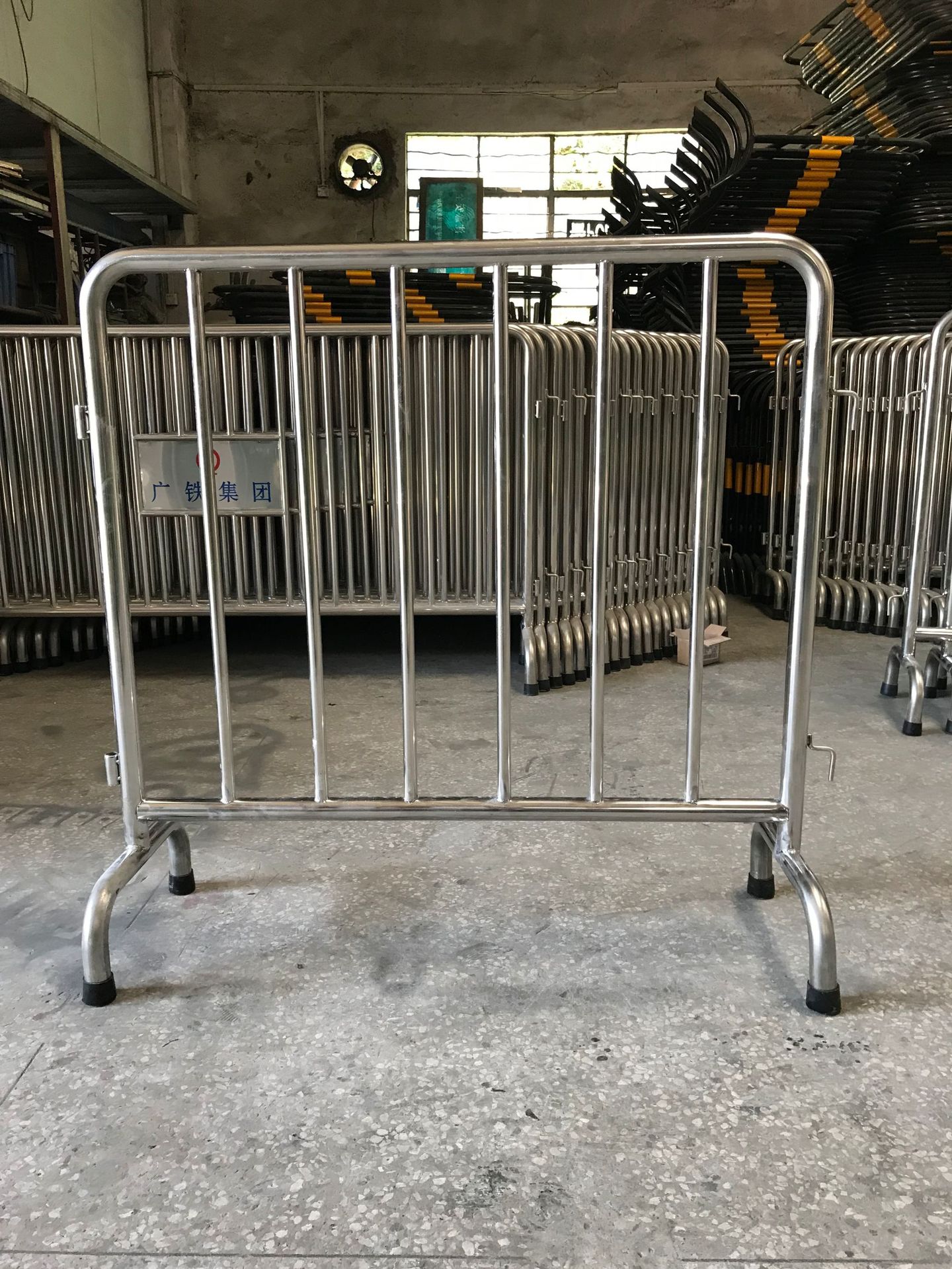 不锈钢铁马活动脚护栏道路隔离栏304马拉松活动隔离栏杆出租批发