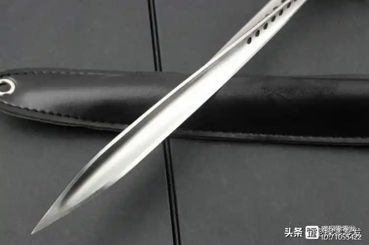 美国巴斯魔甲m战斗砍刀三棱军刀只能排第二战争结束就被禁用