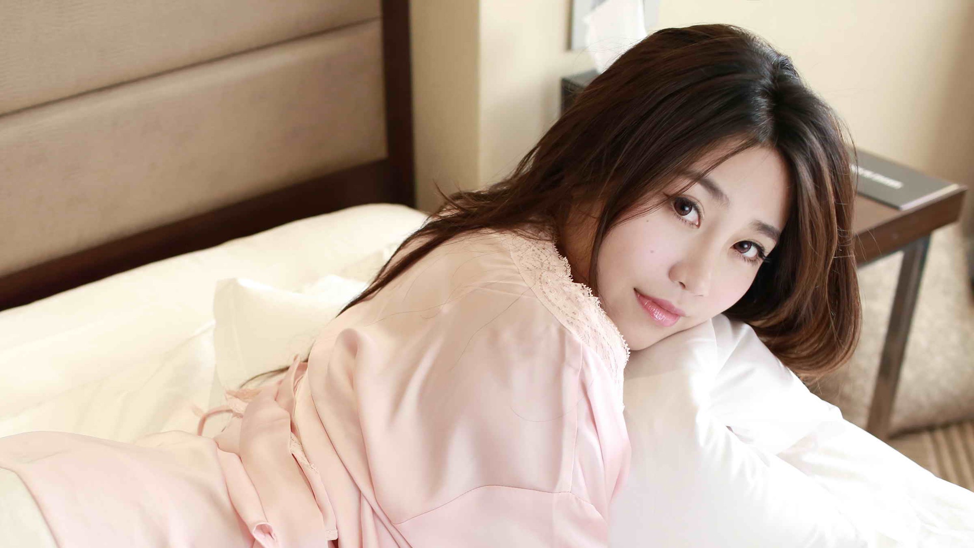 下载高清原图安装元气桌面,海量壁纸一键设置尺寸:1920x1080体积:0.