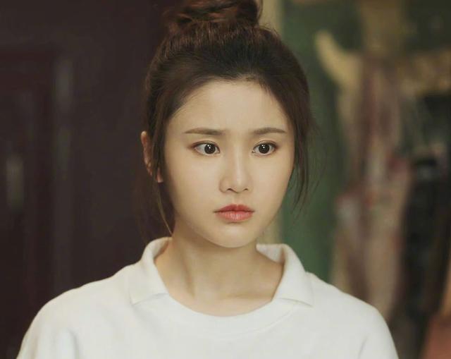 谋女郎张慧雯高开低走,《栀子花开》女主现在却不如她