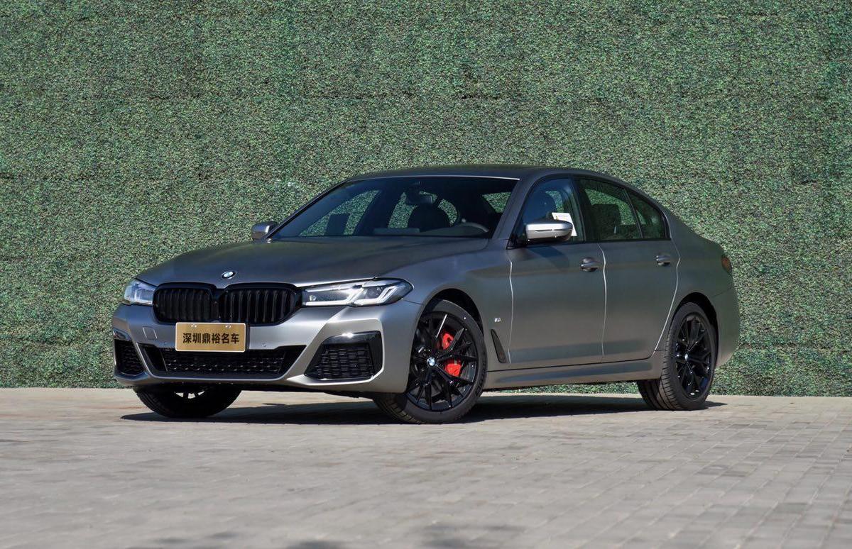 深圳未上牌宝马宝马5系2021款540i风尚版m运动套装银灰手自一体
