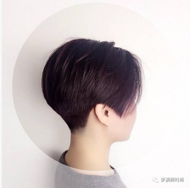 2017流行"推后边"短发